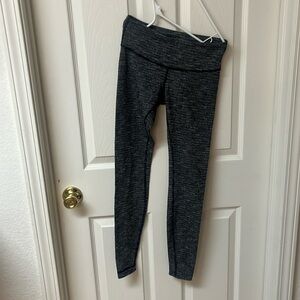 Size 6 gray pattern Lululemon leggings